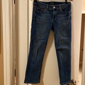 White House Black Market Blanc Crop legs jeans